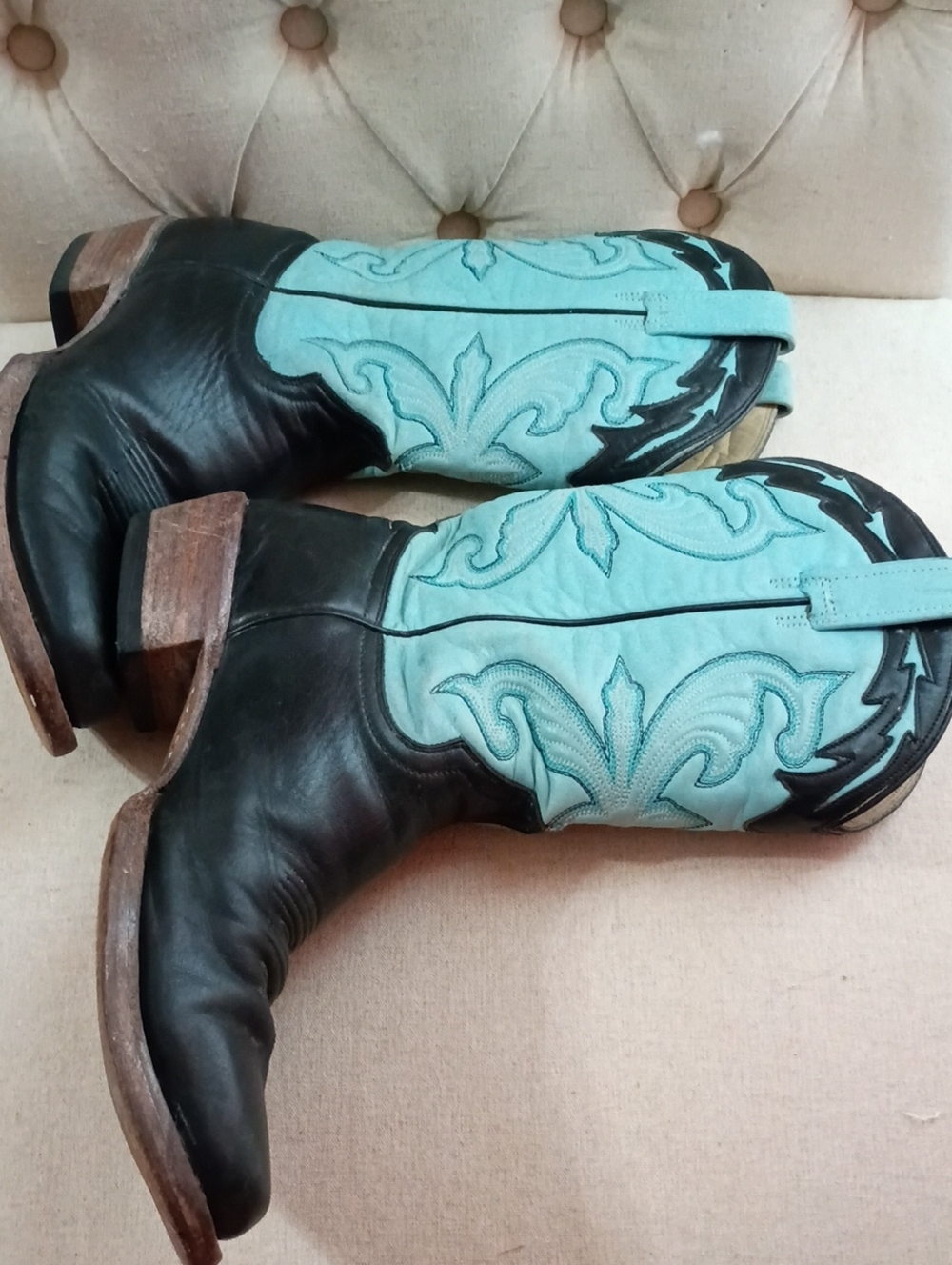Stetson Two-Tone Turquoise and Black Lace-Up Western Boots
